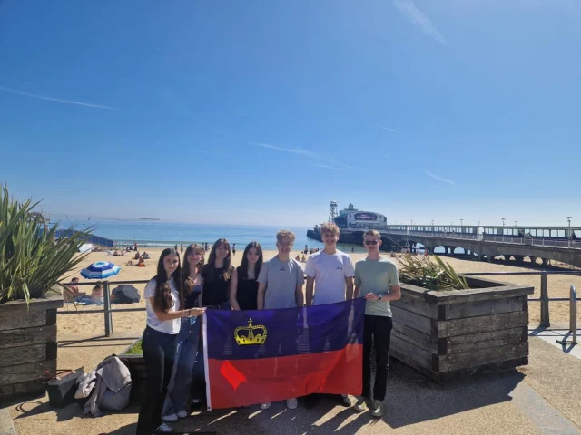 A super warm welcome to our lovely group from Liechtenstein 🇱🇮. Great to have you with us for the next few weeks. ❤️🙏😎